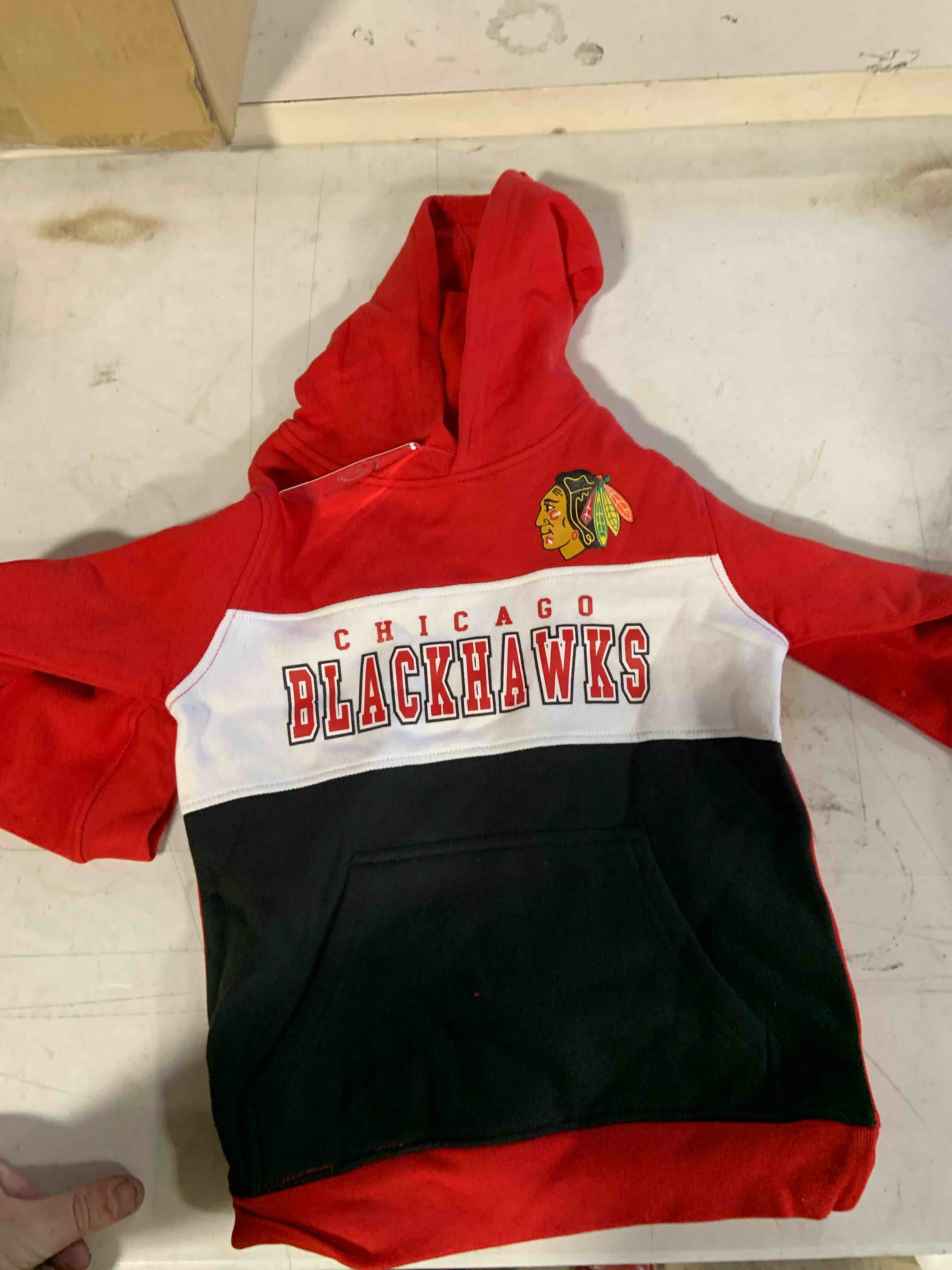 boys size small Chicago Blackhawks hoodie