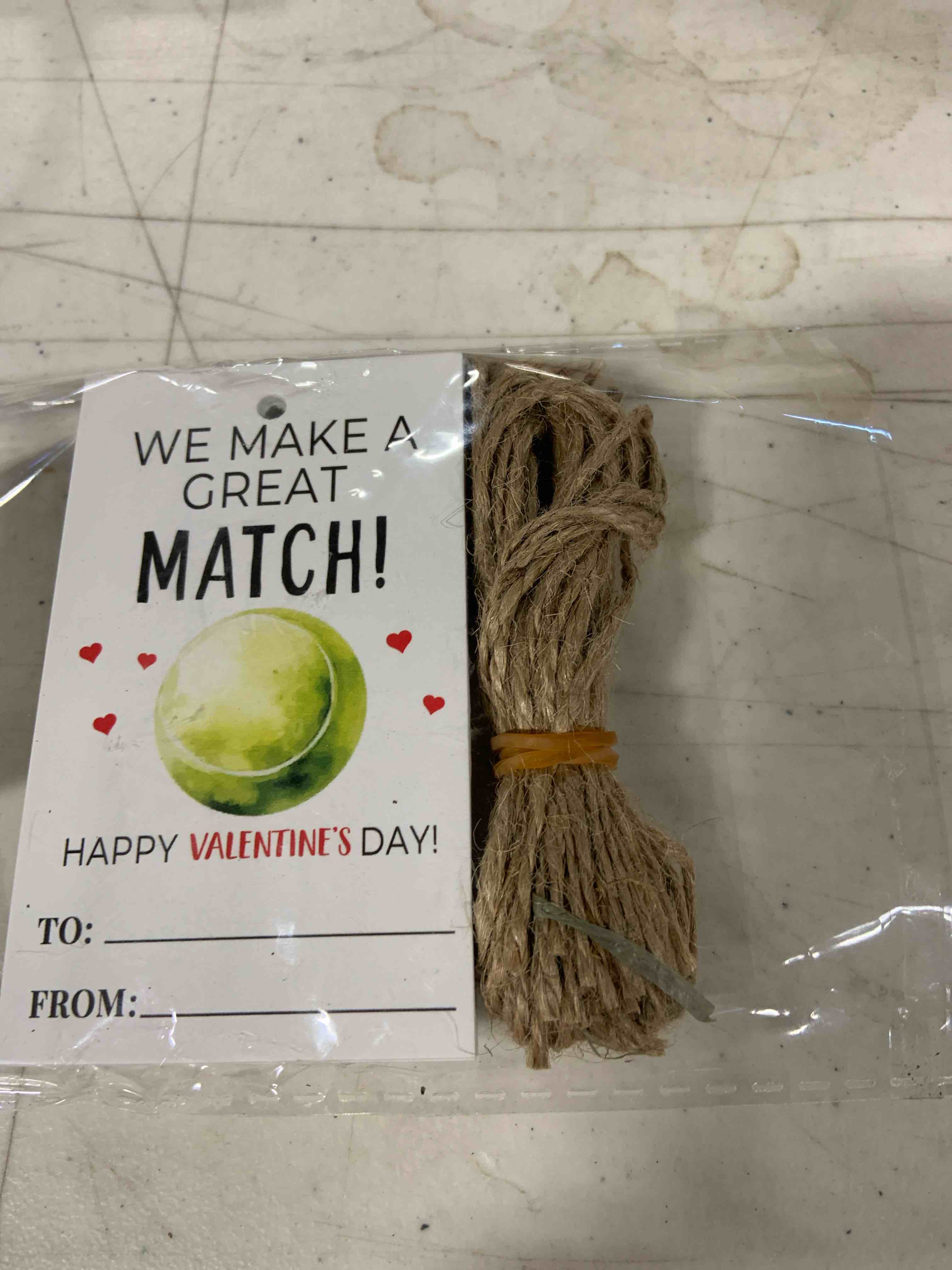 Valentines Day gift tags with string 