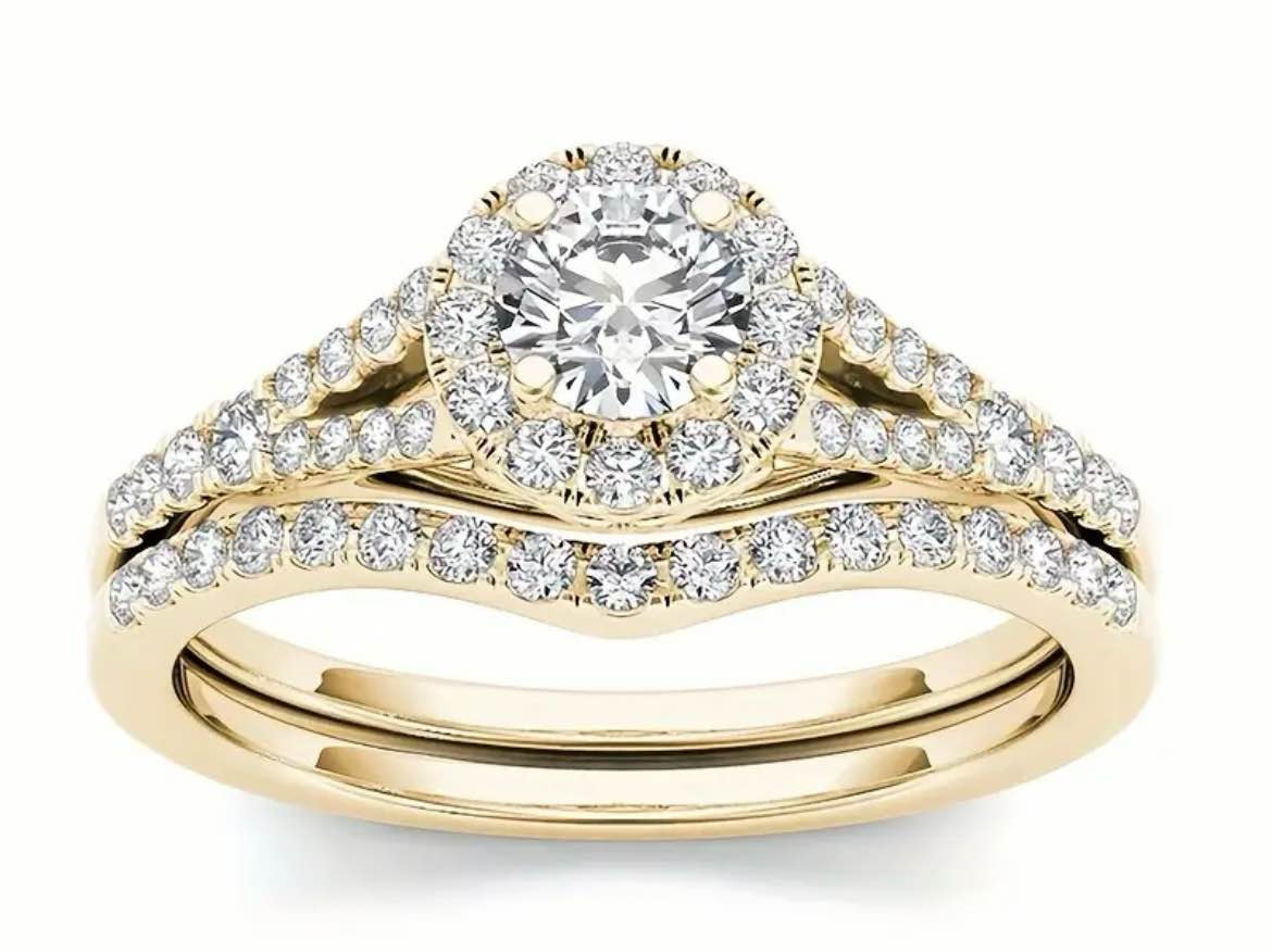 Beautiful 18K Gold Plated Sapphire ring sz 8