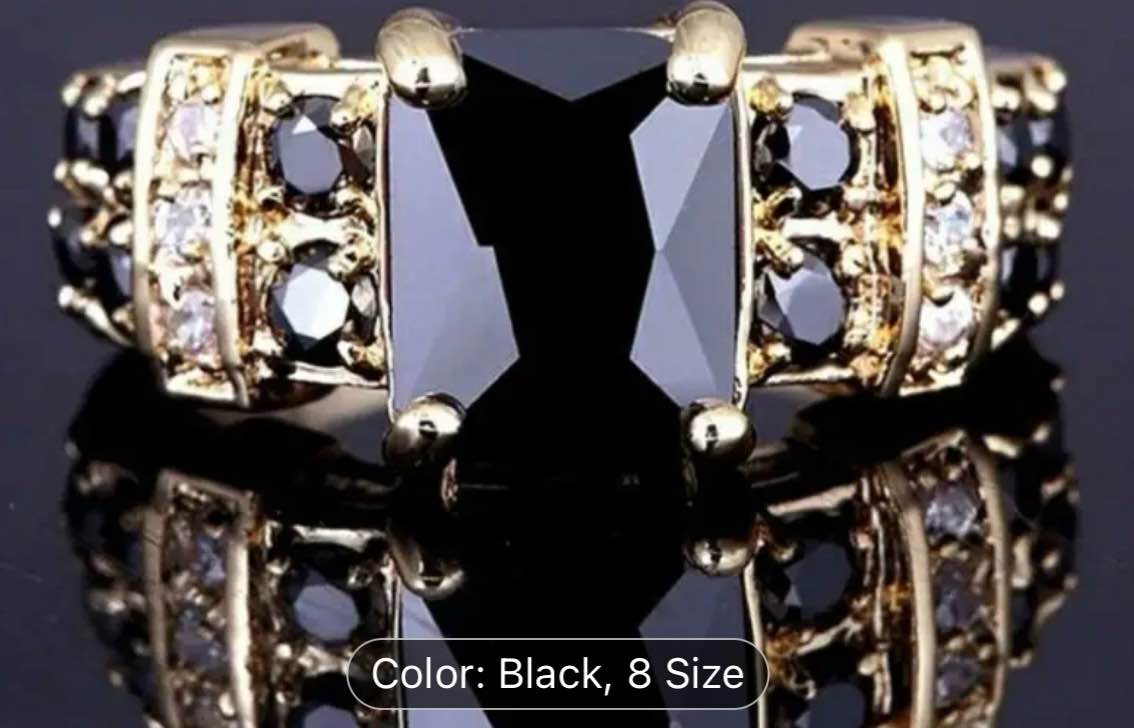 Gorgeous 925 Silver 18K Gold Plated Ring Sz 8