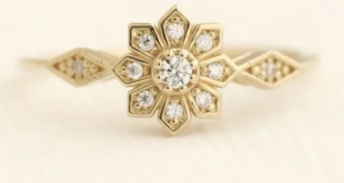 gorgeous 925 silver 18k gold plated ring sz 7