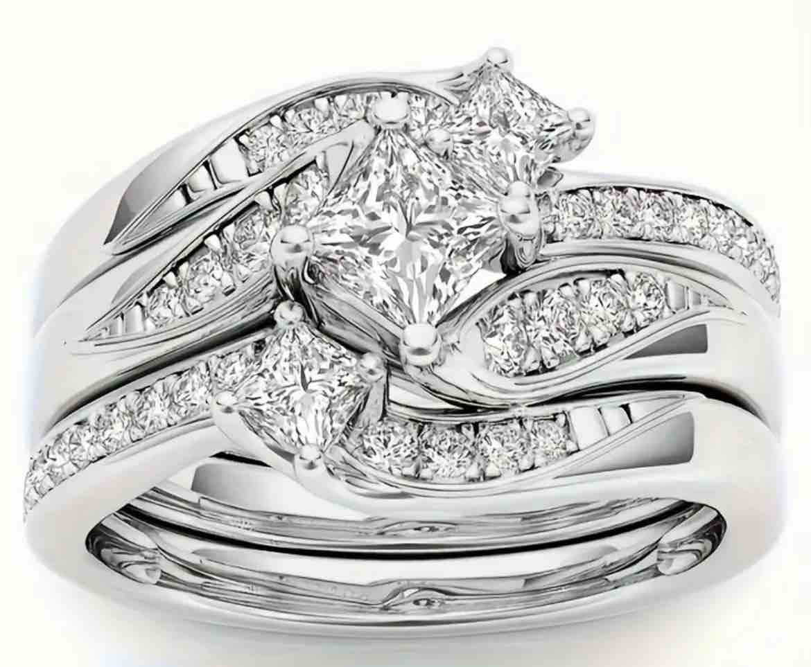 Beautiful 925 Silver Sapphire Ring Sz 7