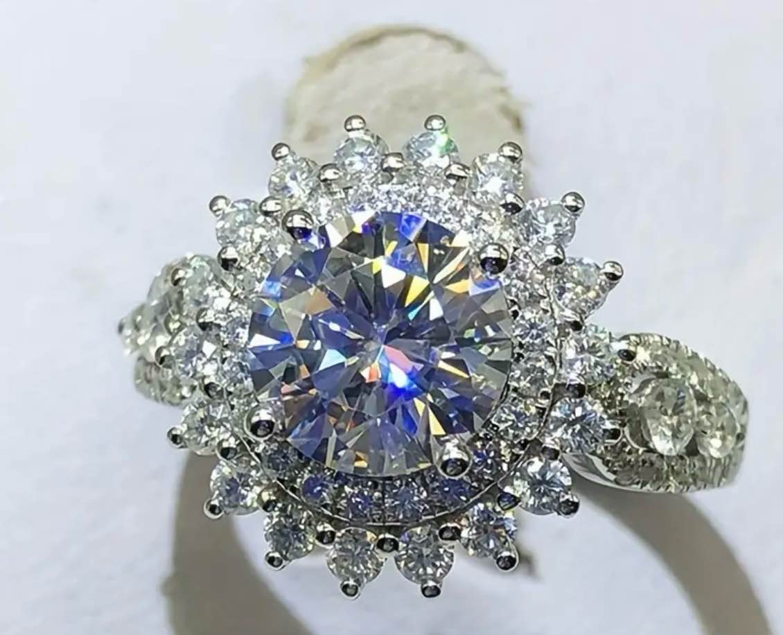 Beautiful 925 Silver Sapphire Ring Sz 8