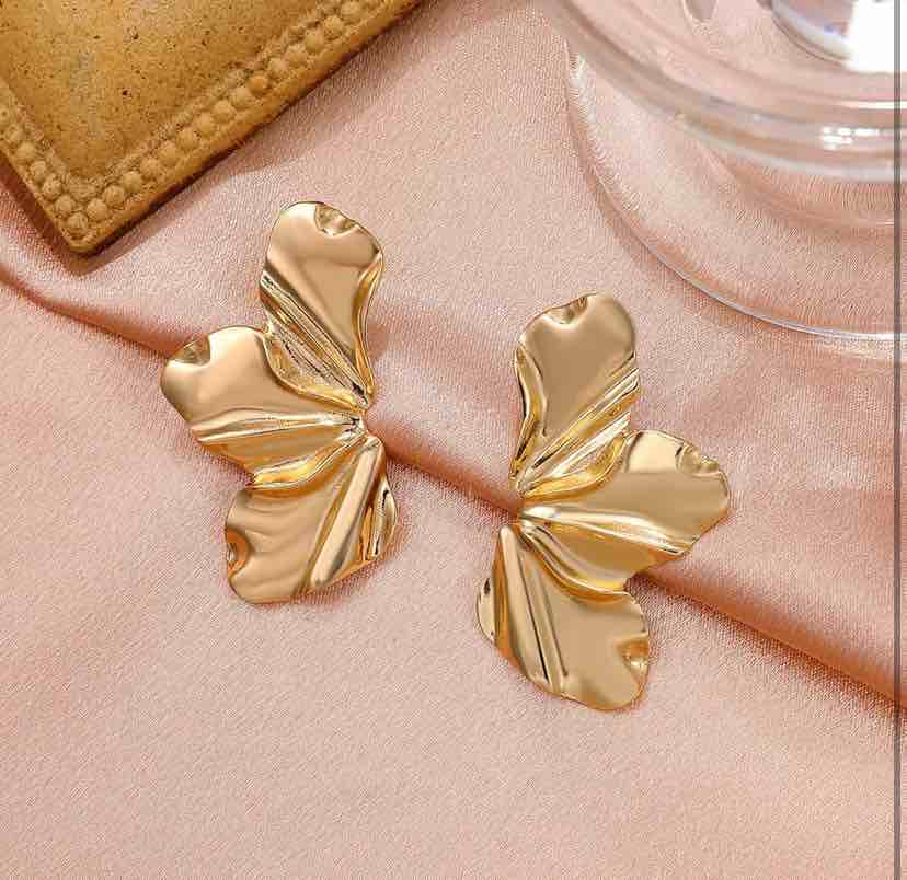 Geometric Texture Sculptural Flower Petal Exaggerated Irregular Minimalism Metal Alloy Drop Dangle Earrings Sectored Bohemian Statement Earrings-Gold