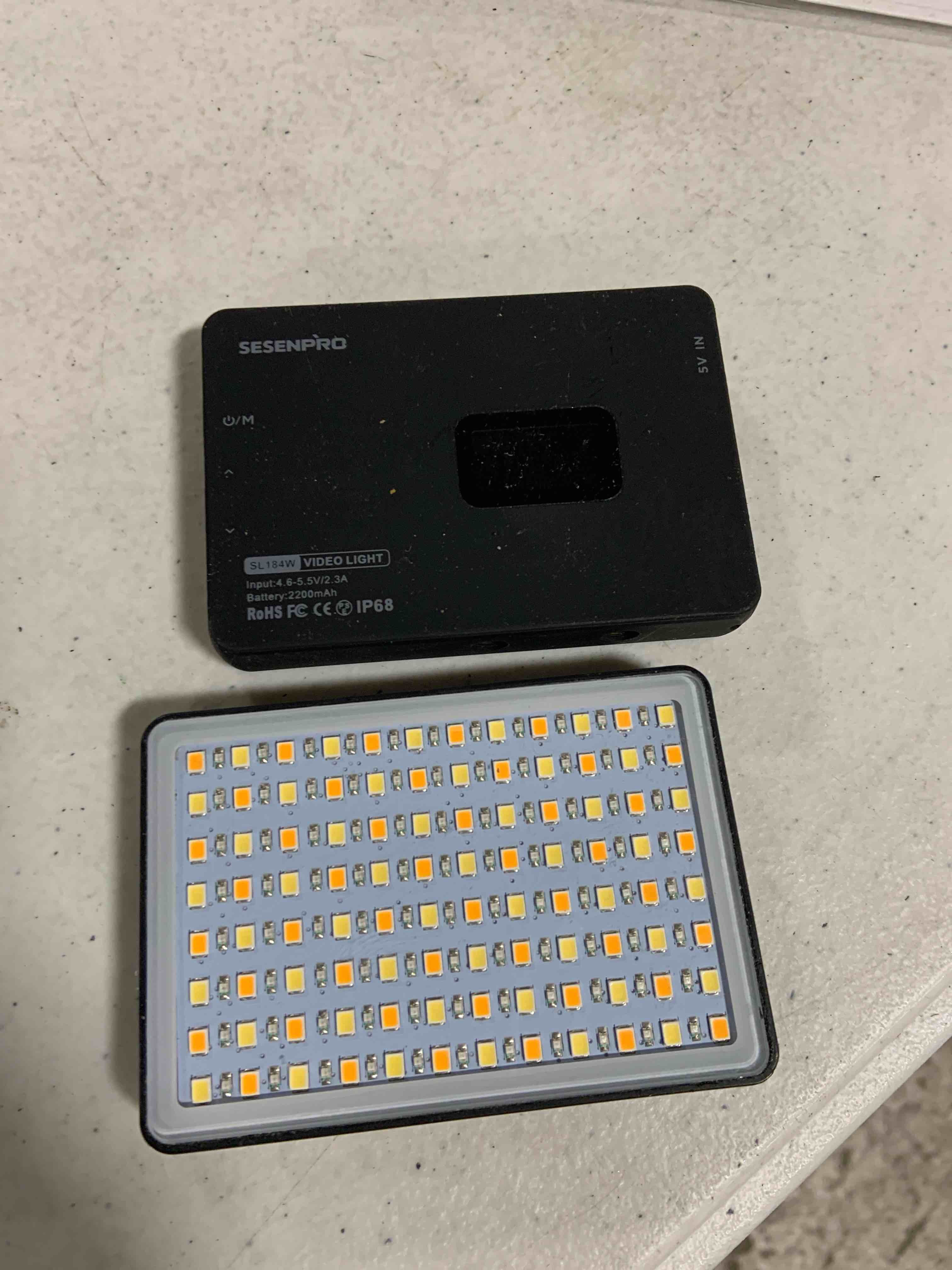 Sesenpro 2500K-8500K ColorTemperature Video Light SL184W, 2 pack