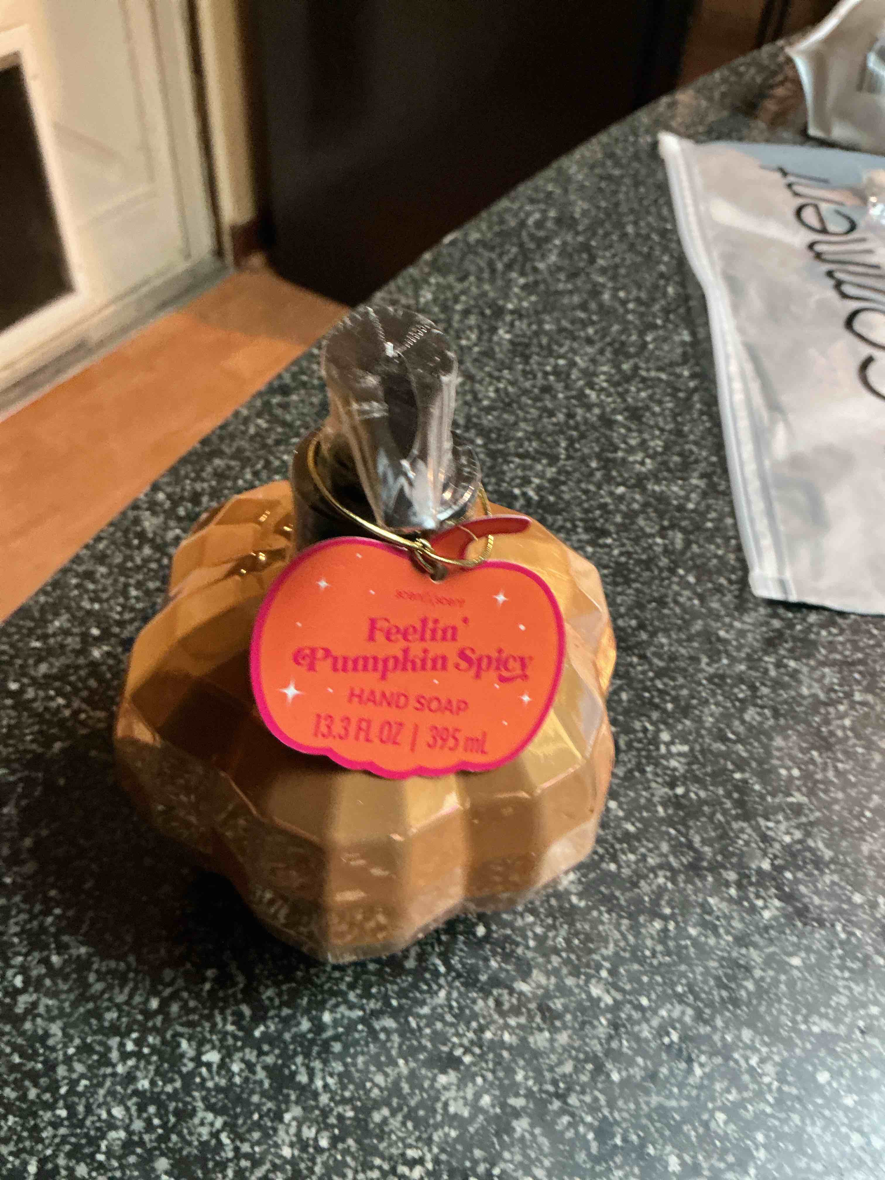 Condition photo showing New/Like New for ScentXScent Feelin Pumpkin Spicy 13.3 Oz. Hand Soap 