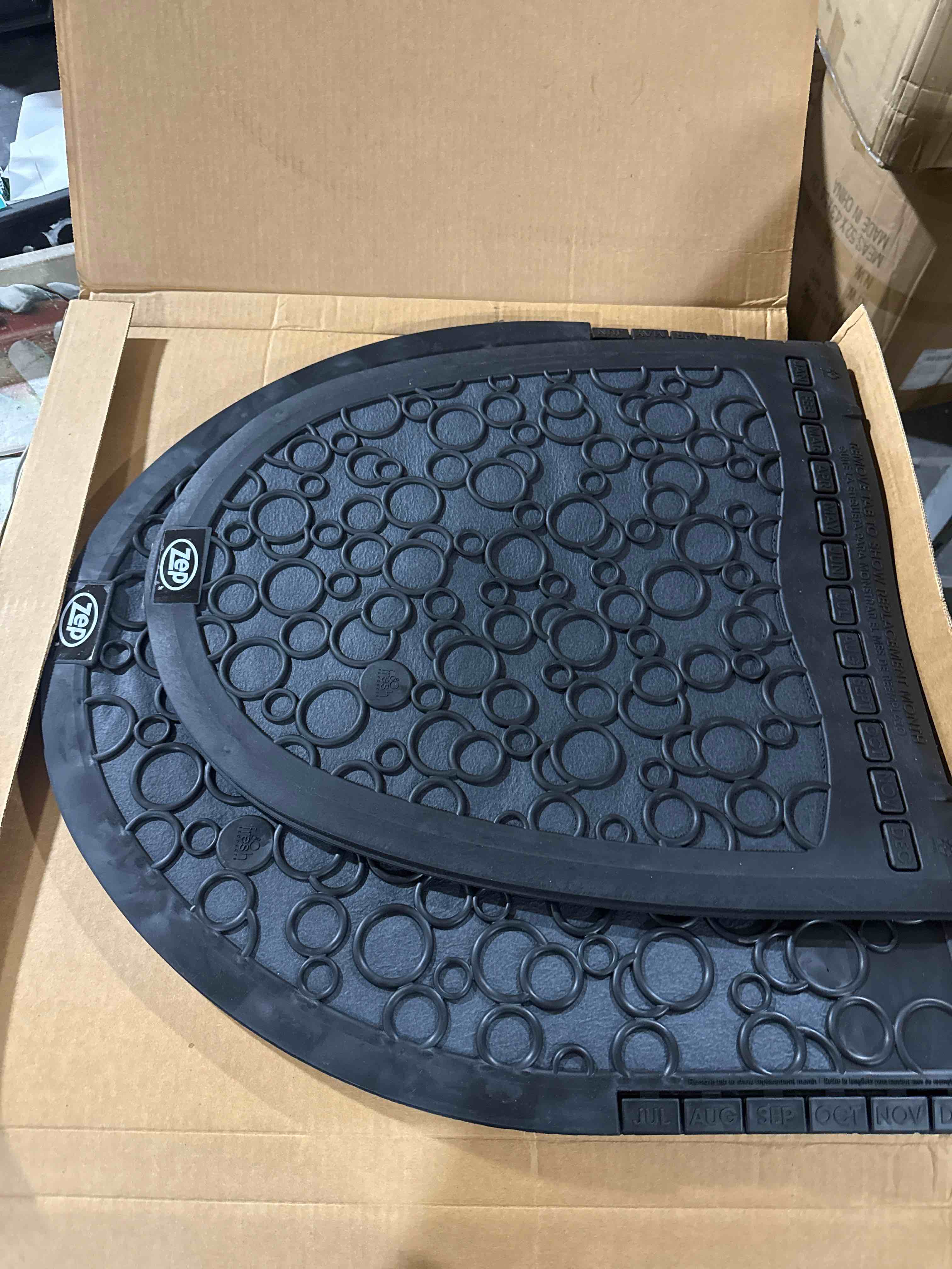 Zep starter kit urinal commode includes three urinal mats three commode mats