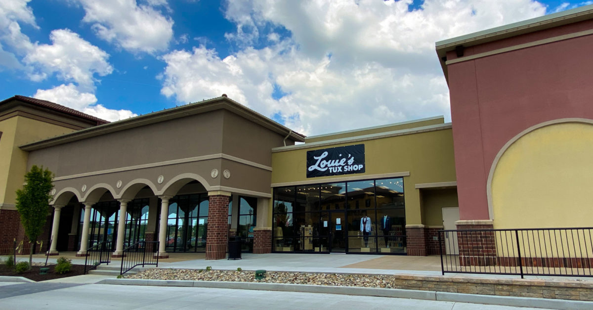 Louie's Tux Shop Prom Tuxedo Rentals Jefferson Pointe Fort Wayne
