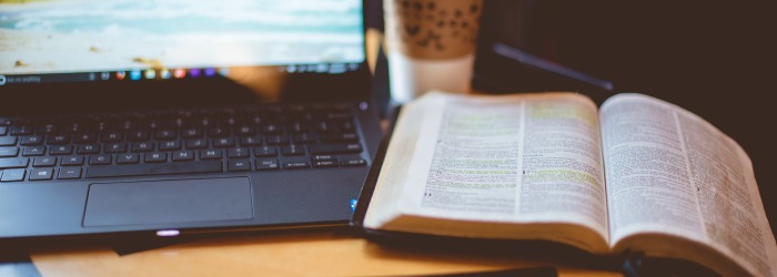 If you're new to faith blogging, this WordPress Dashboard tutorial can help! It'll take you through the basics and what you need to know to get started!