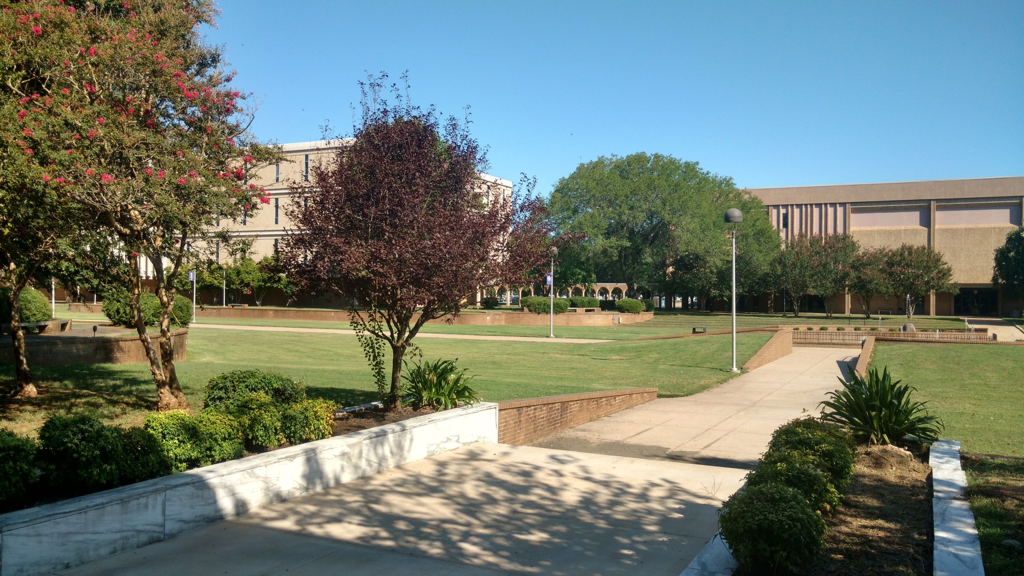 elm-pg-billboard-cta Campus photo