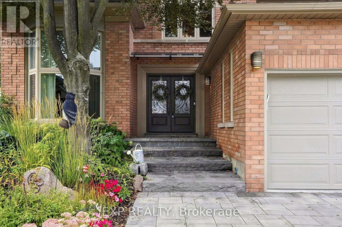Entry with double doors