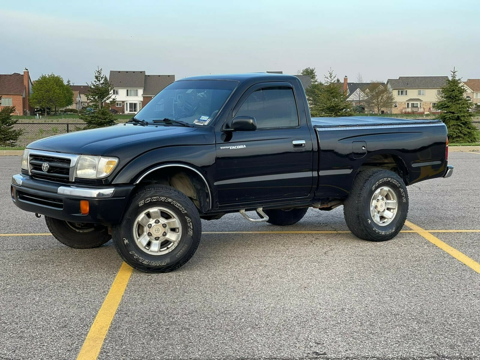 Venlo Used Cars Store 1999 Toyota Reg Cab PreRunner Auto