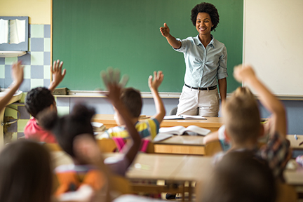 10 Ways to Pray for Your Child’s Teacher