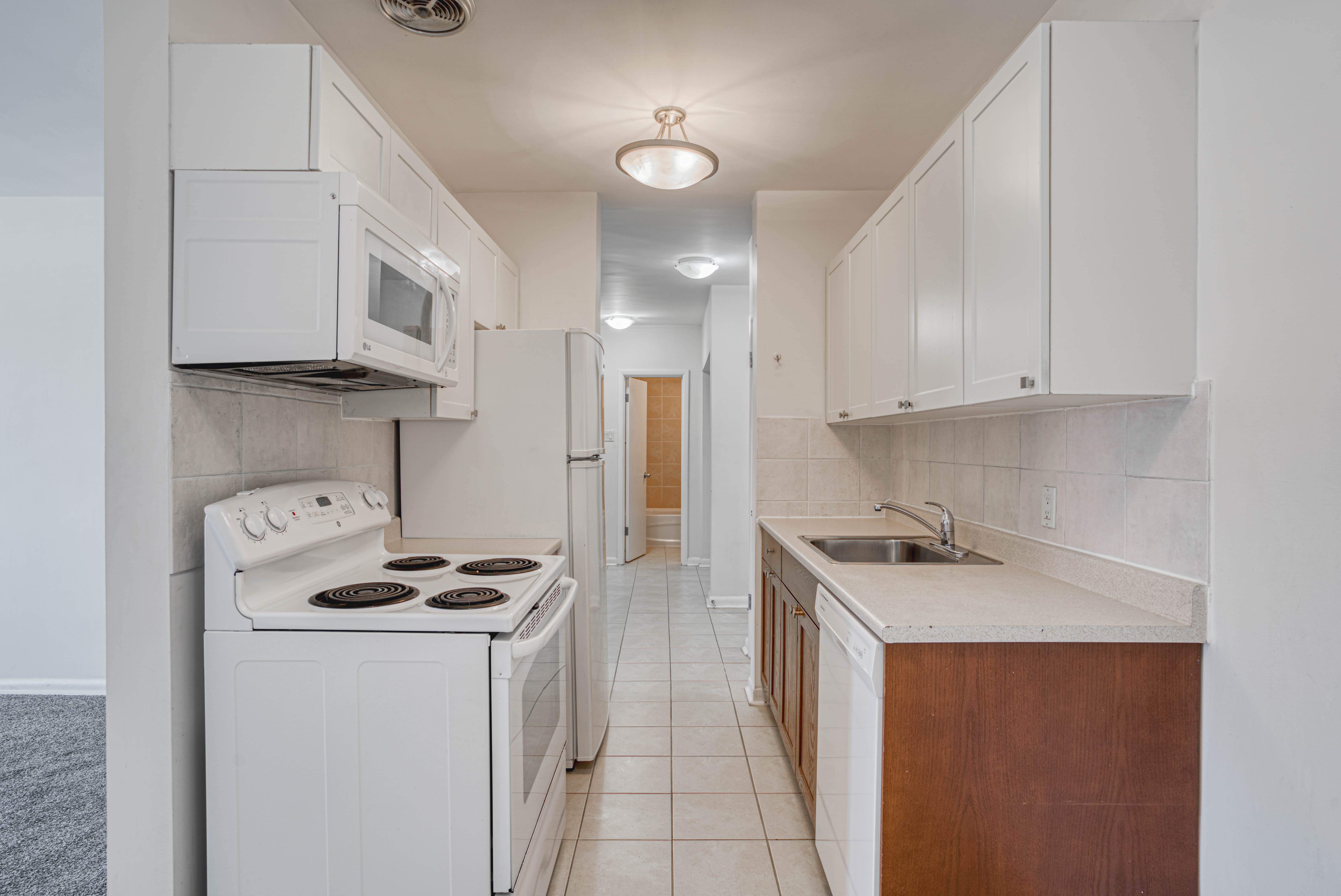 Americana Apartments Active Management Ltd.