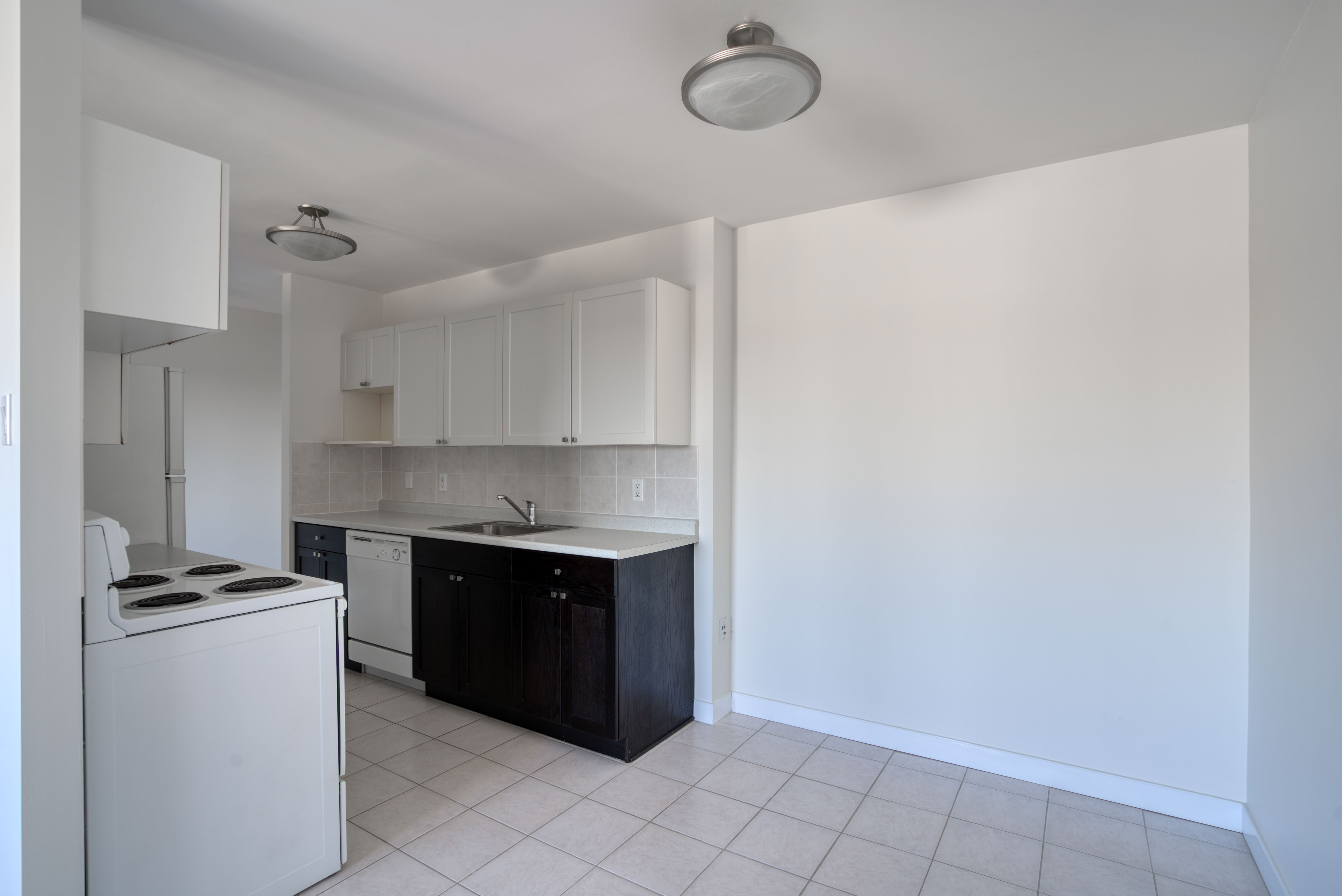 Vincent Cambridge Apartments Active Management Ltd.