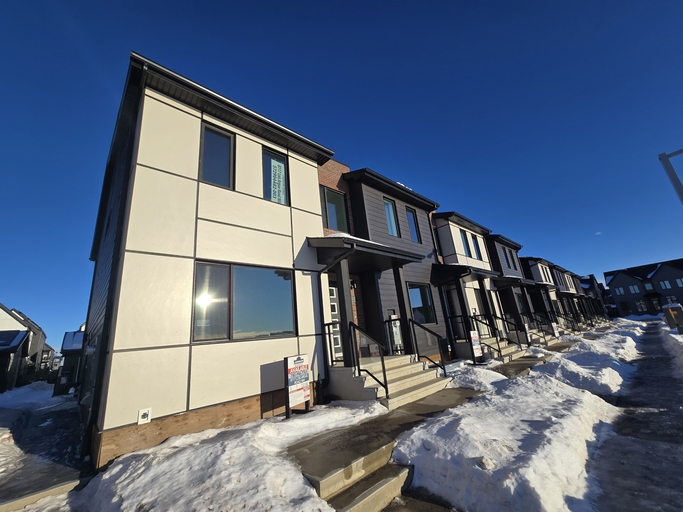 8117 Lois Argue Rd - -