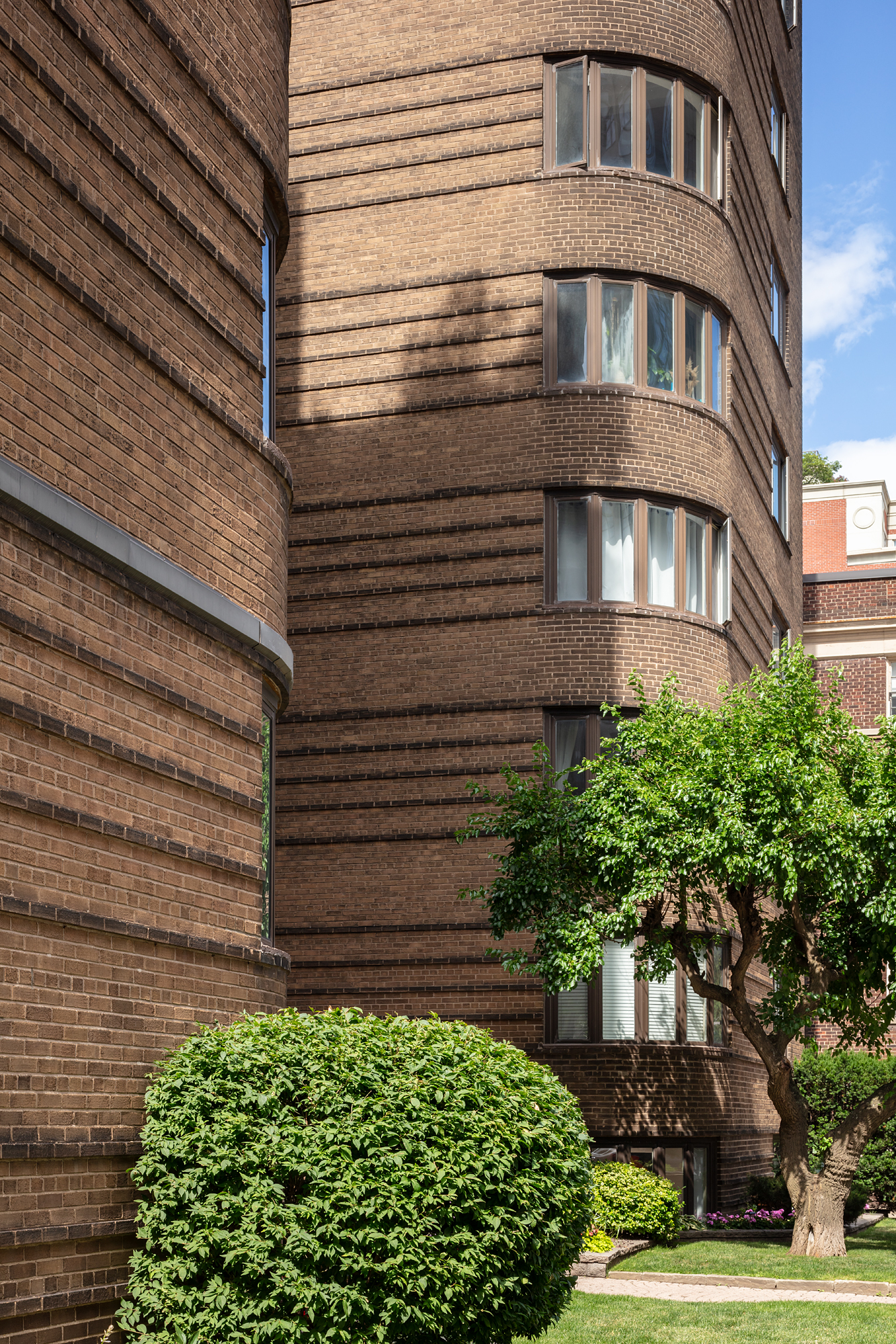 110 St. Clair Avenue West, Toronto, ON M4V 1N4 — photo 3