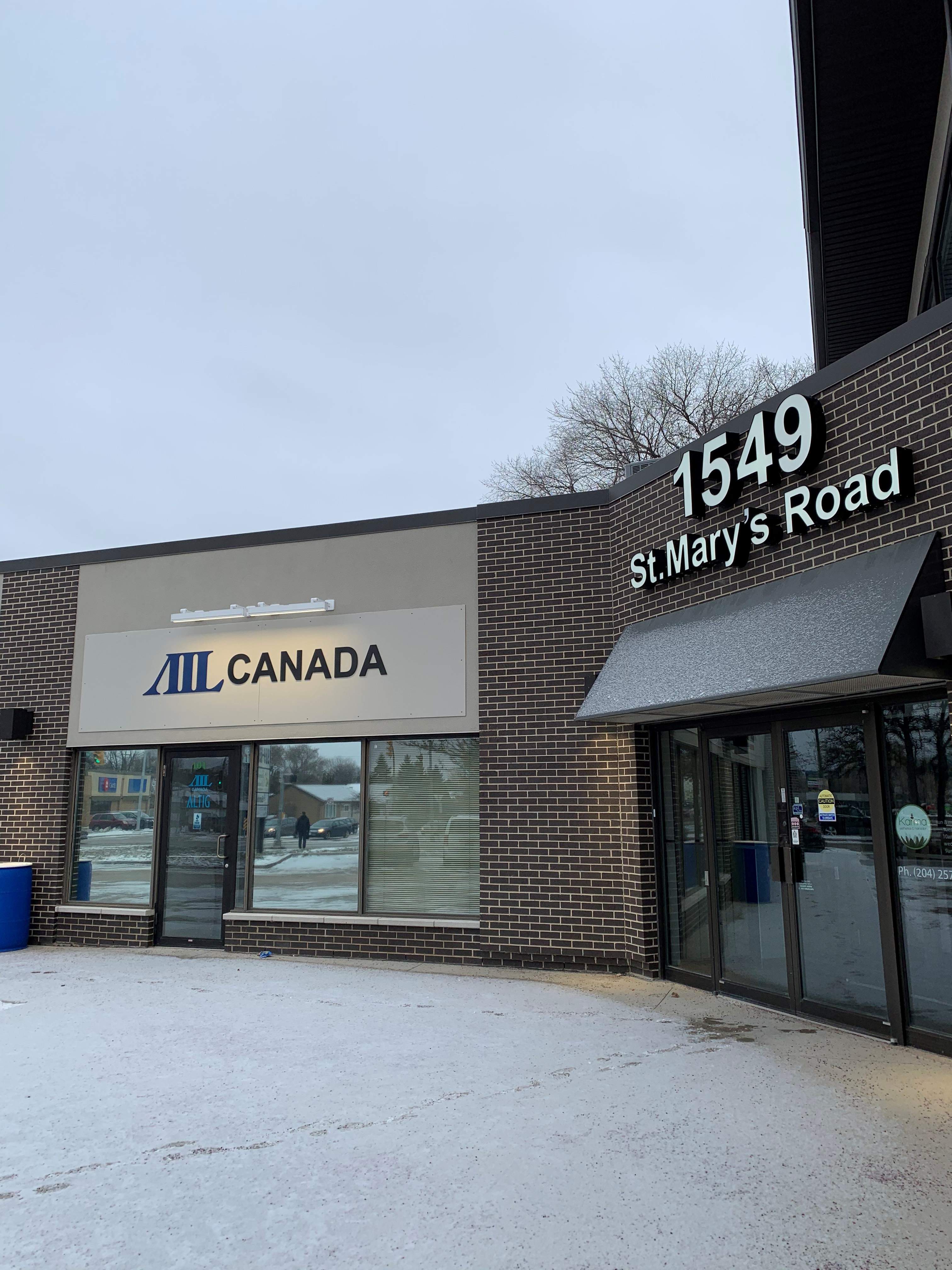 1549 St. Mary's Road A.S.H. Management Group Inc.