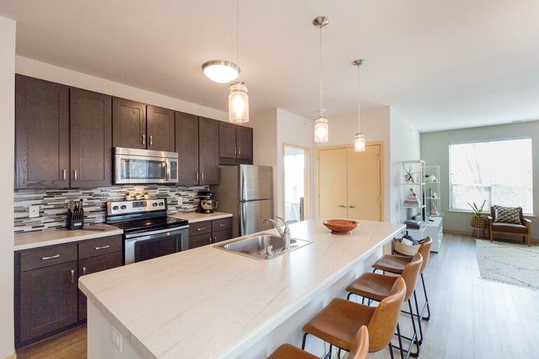 Turnberry Apartments