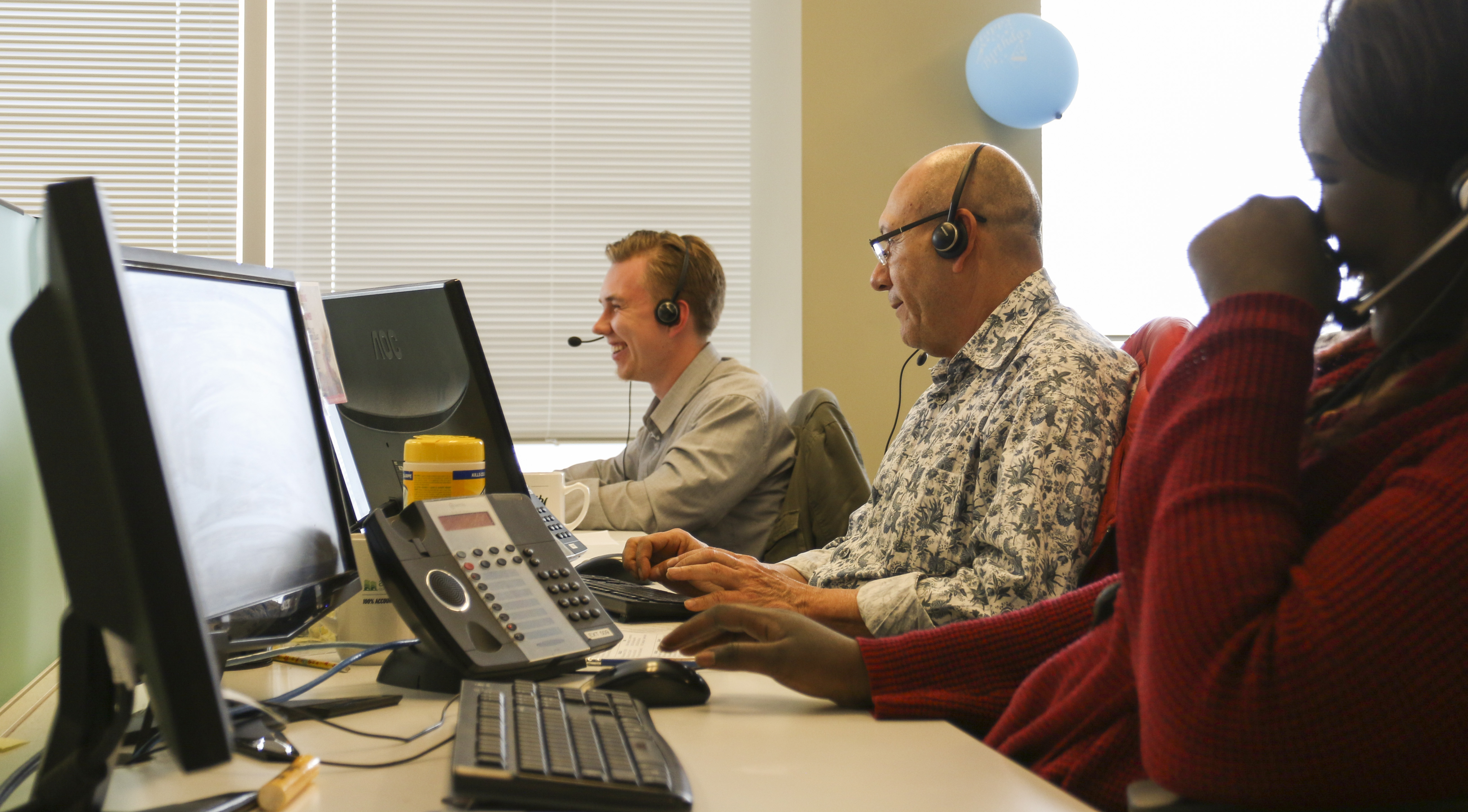 AL Call Centre Agents taking phone calls