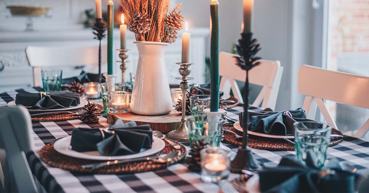 Thanksgiving table setting in apartment