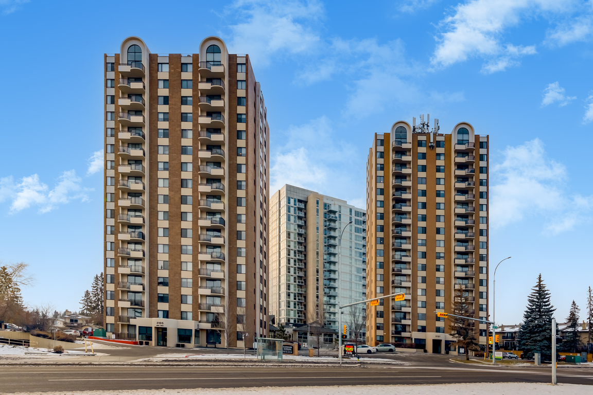The different benefits to renting a house, townhome and apartment