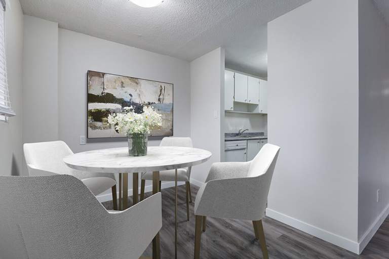 Photo of dinning area contemporary apartments for rent Saskatoon