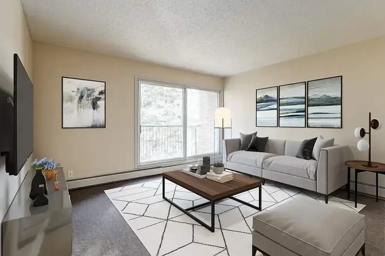 Cassils Manor apartments for rent in Brooks.