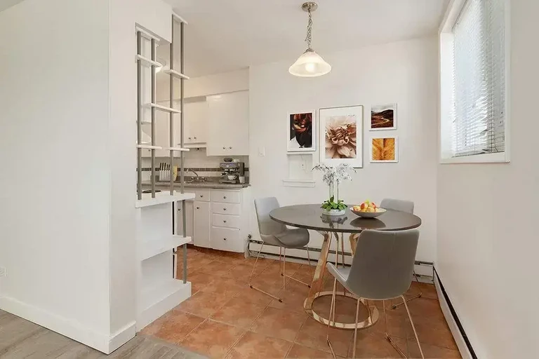 Dorchester Apartments