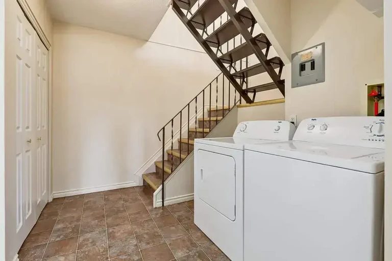 Laundry facilities at Declan Villa in Camrose.