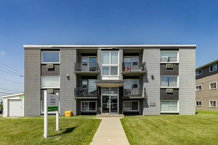 Calvin Manor in Regina.