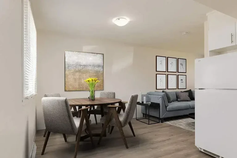 Dining area with natural light at Killarney Gardens in Wetaskiwin.