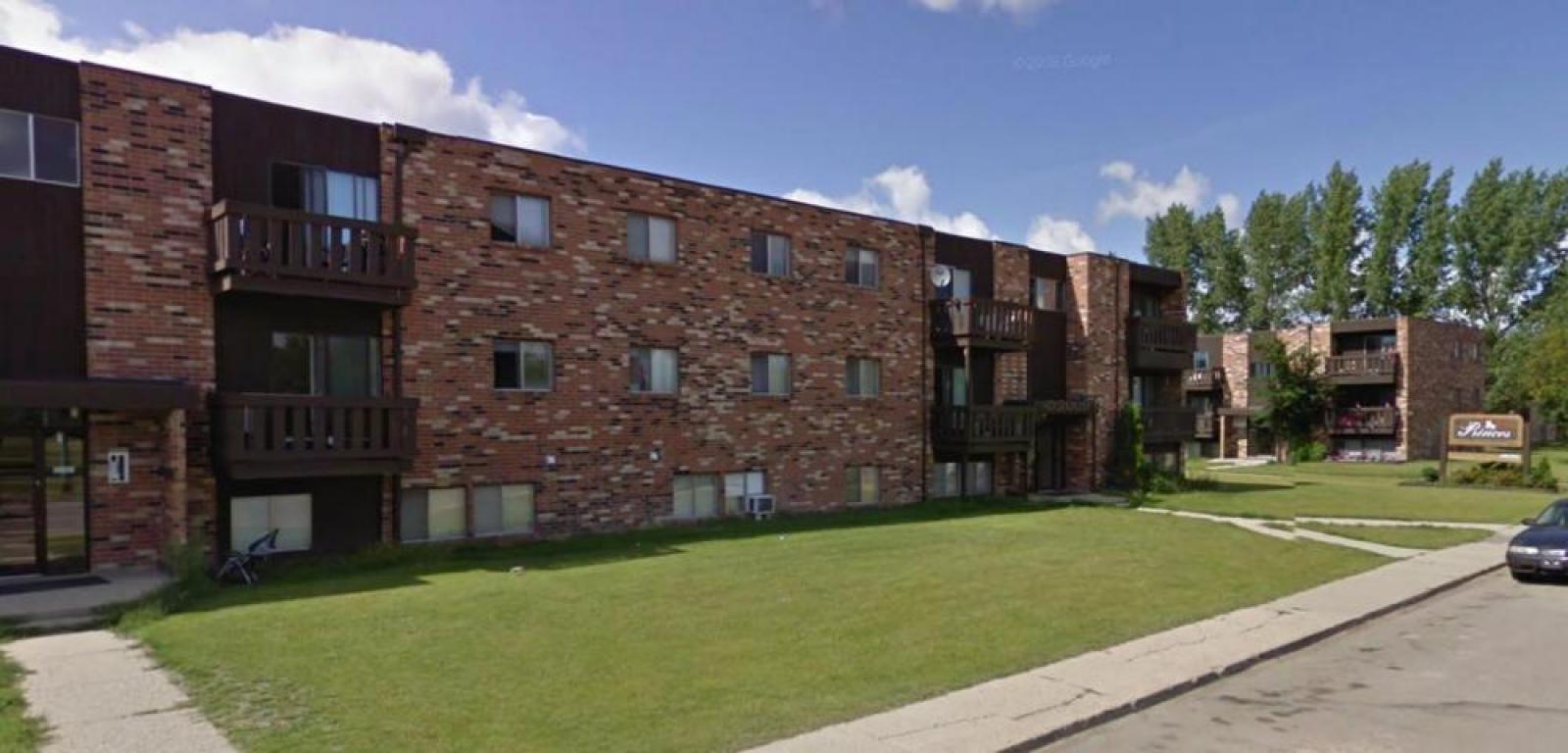 Prince Andrew Apartments Yorkton Apartment Rent Avenue Living Communities