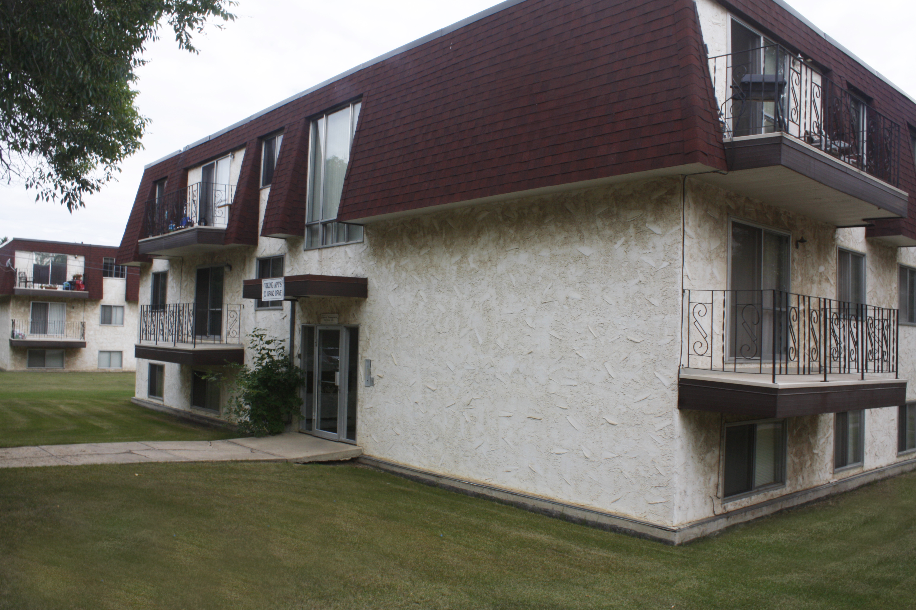 Viking Apartments Avenue Living Communities