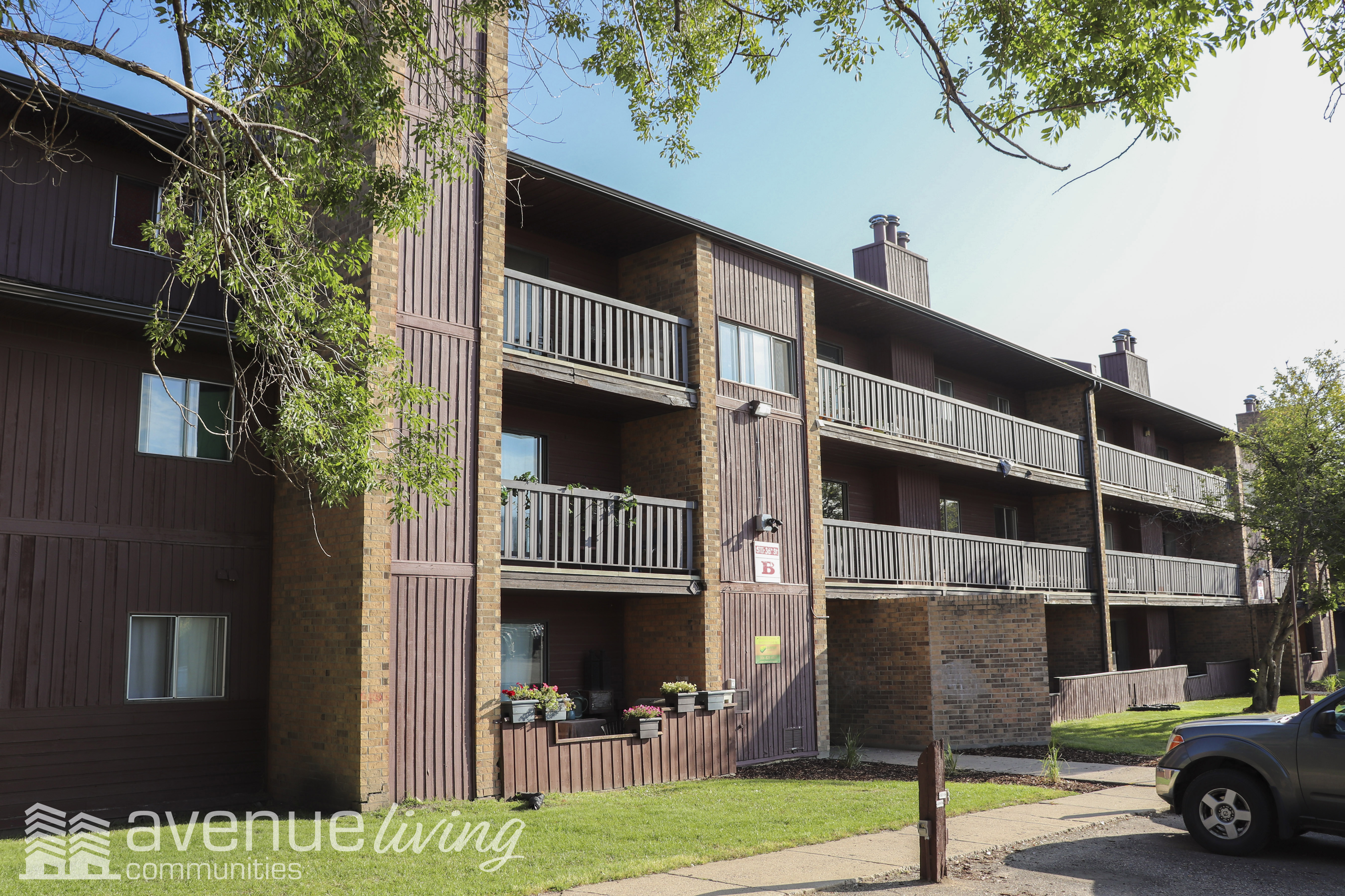 Glenwood Village Avenue Living Communities