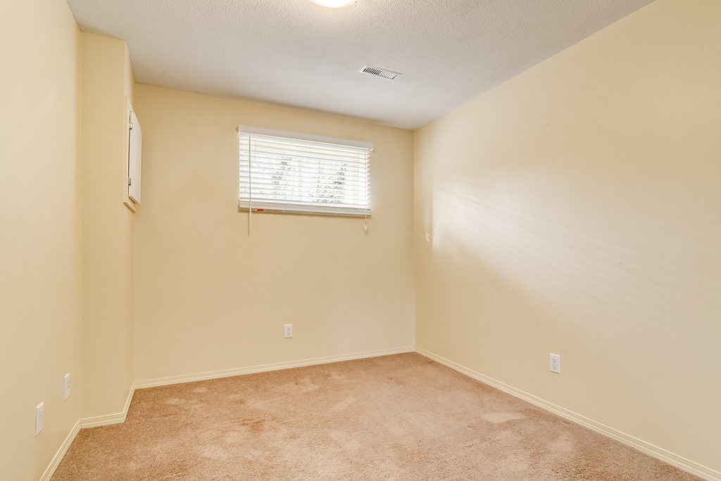 Spruce View Apartments Avenue Living Communities