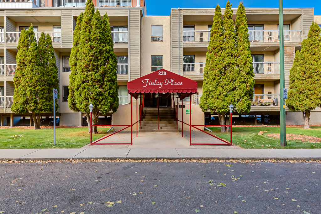 Findlay Place Avenue Living Communities