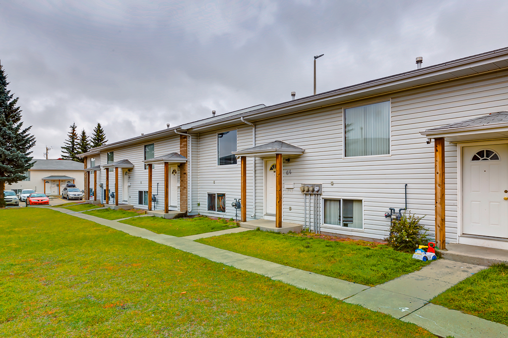Revy Townhomes Red Deer Apartments for Rent Avenue Living Communities