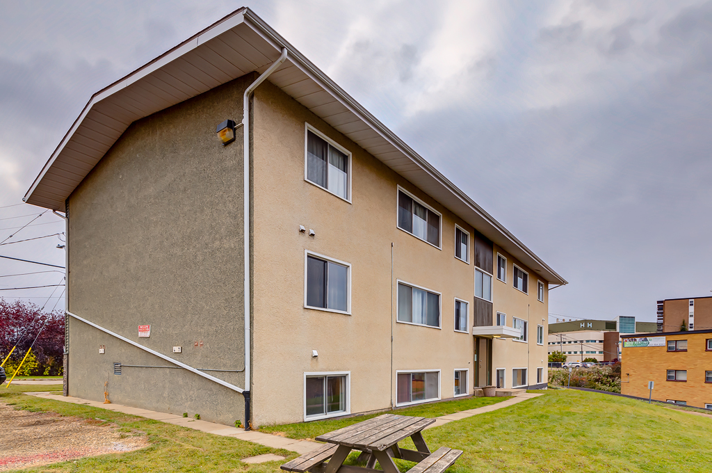 Valleyview Manor Red Deer Apartments for Rent Avenue Living Communities