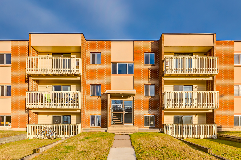 Lakewood Manor Avenue Living Communities