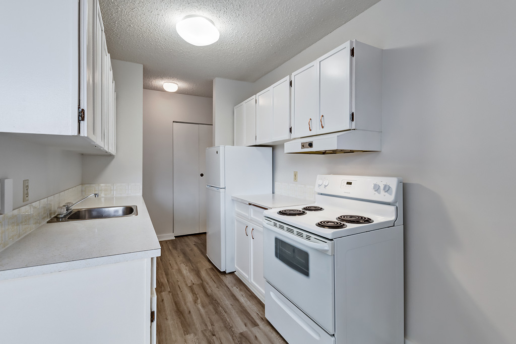 Prince Charles Apartments Yorkton Apartment Rent Avenue Living