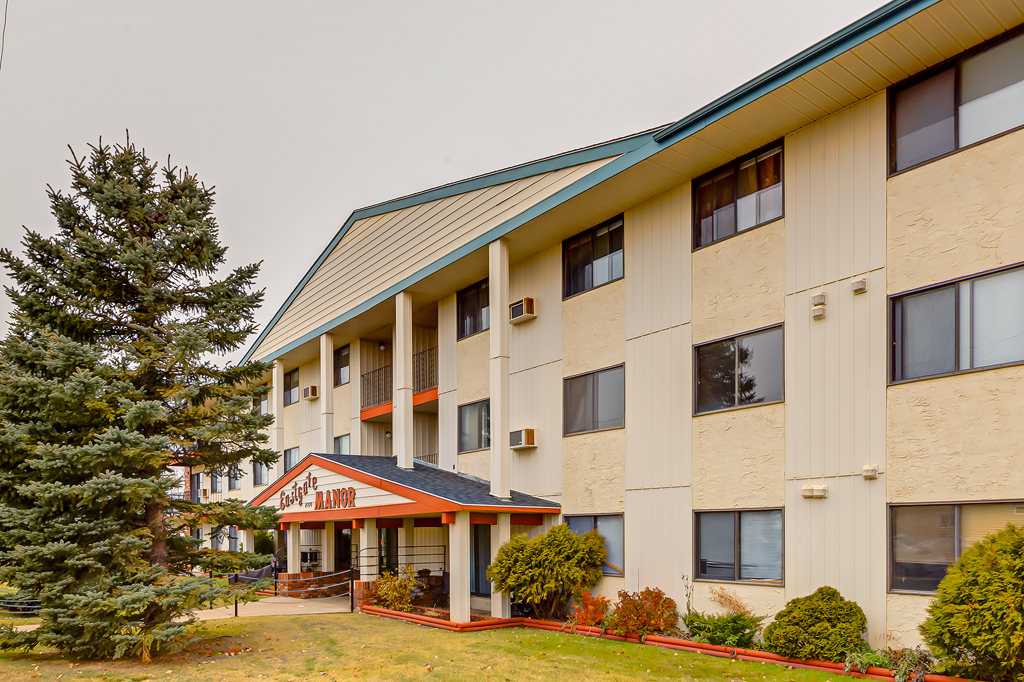 Eastgate Manor Avenue Living Communities