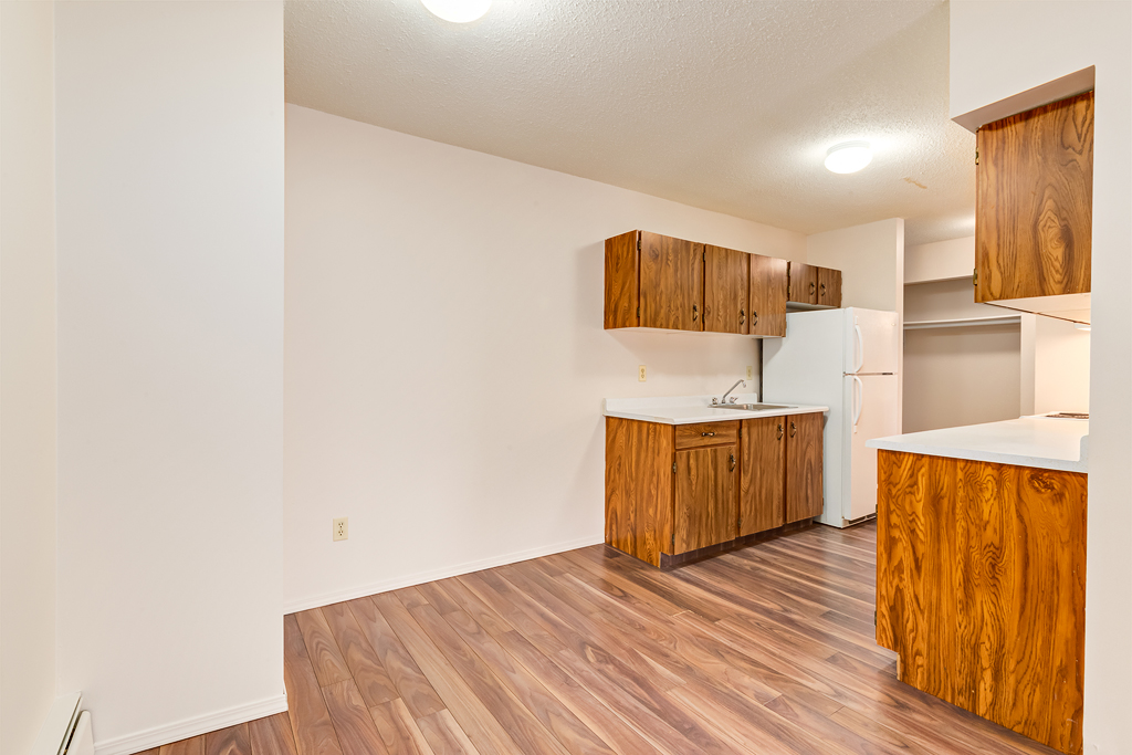 Eastgate Manor Avenue Living Communities