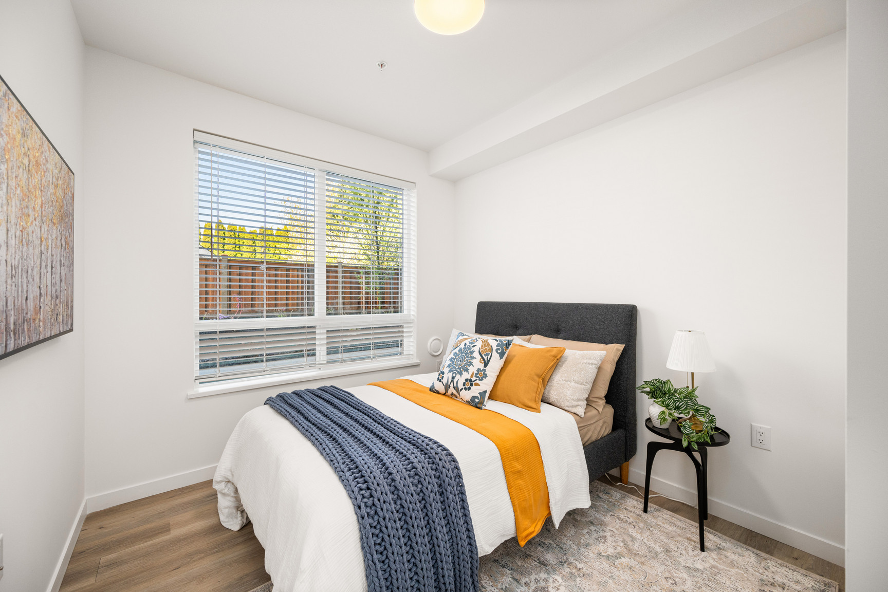 Desktop Home Image - 7