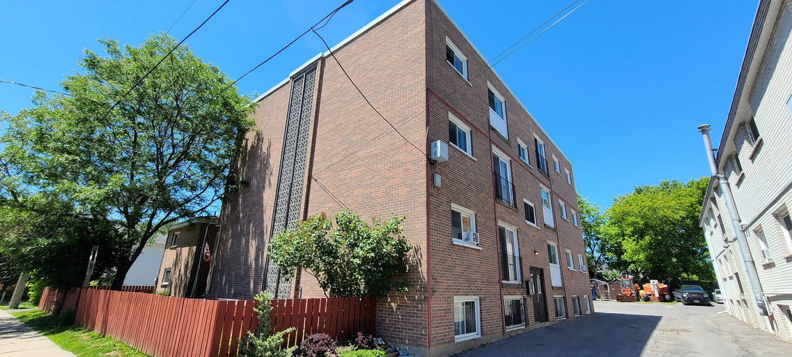 45 John St
