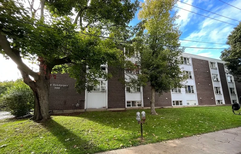 300 Regent Street Featured Properties