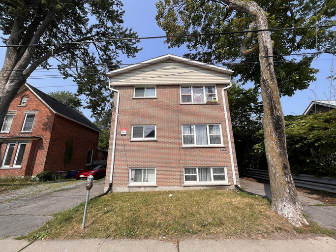 246 Nelson Street Featured Properties