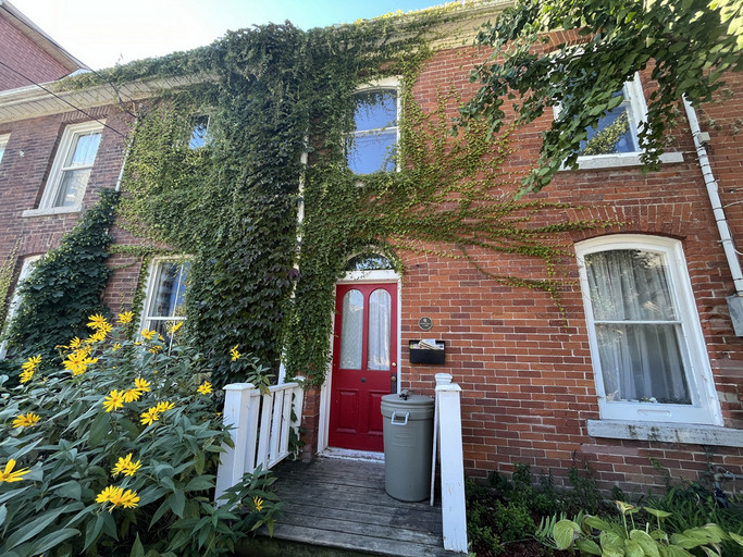 18 Earl St Featured Properties