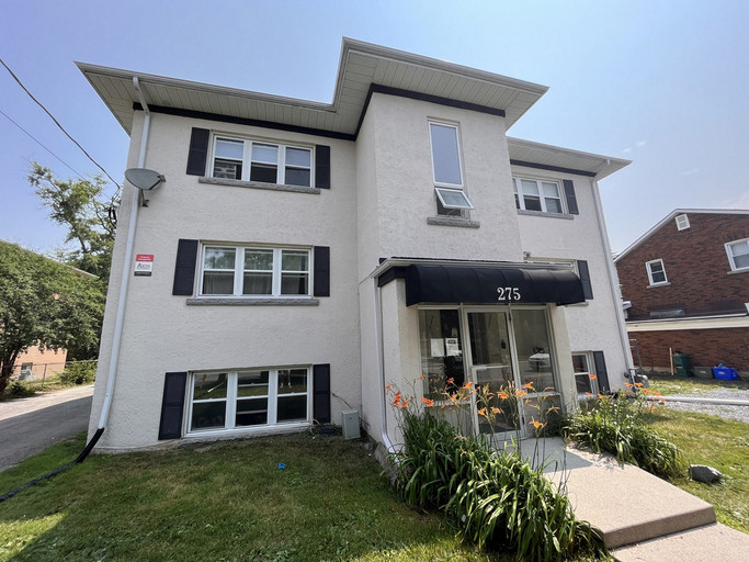 275 Helen Street
