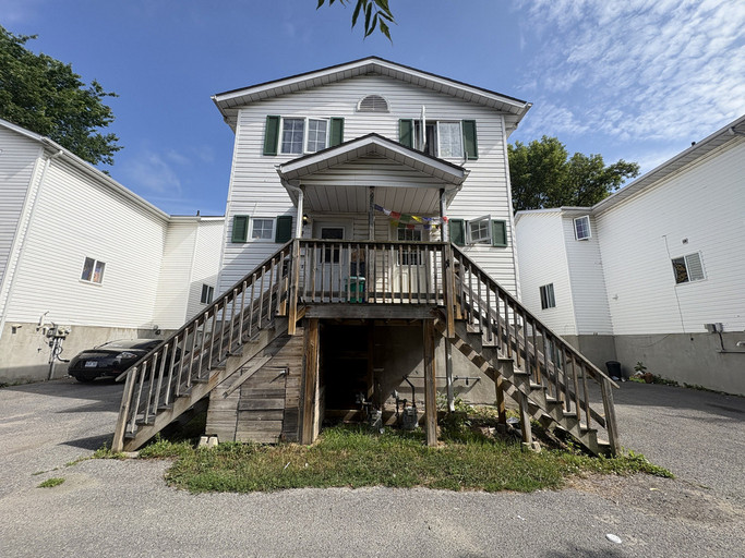 1 - 9 Smith Lane Featured Properties